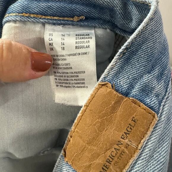 American eagle worn in distressed mom jean size 14 - Picture 6 of 6